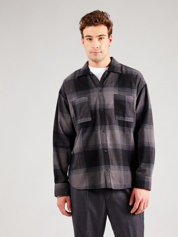 JACK & JONES Comfort Fit Skjorta 'JCOREFLEX DARREN' i svart: framsida