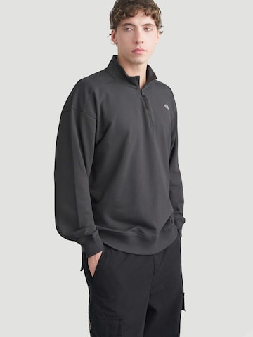 THE NORTH FACE Суичър 'ESSENTIAL' в сиво