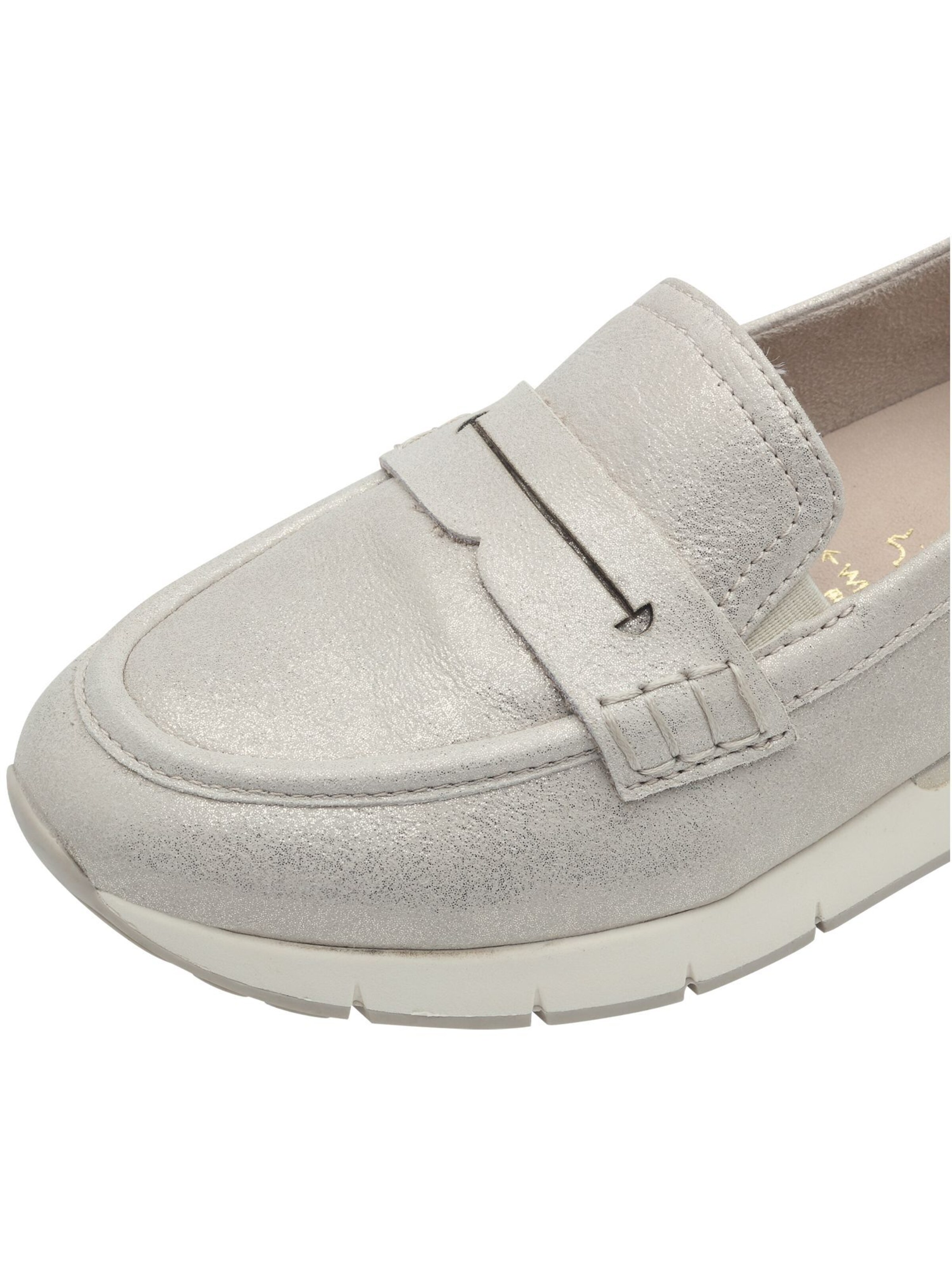 Chaussure basse Tamaris en beige