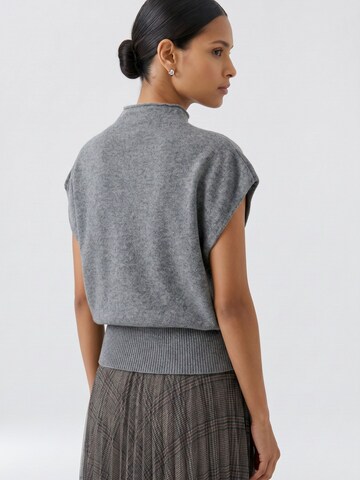 OUI Pullunder in Grau