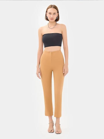 Slimfit Pantaloni di Hiccup in beige