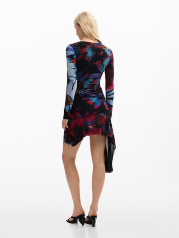 Rochie de la Desigual pe negru