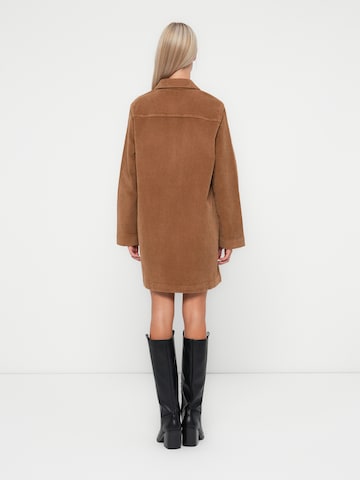 Noisy may Kleid 'NMHAZELL' in Braun