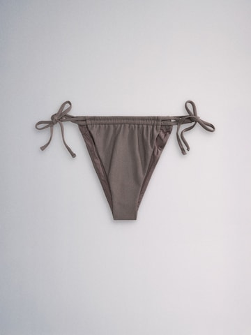 The Set Triangle Bikini in Brown