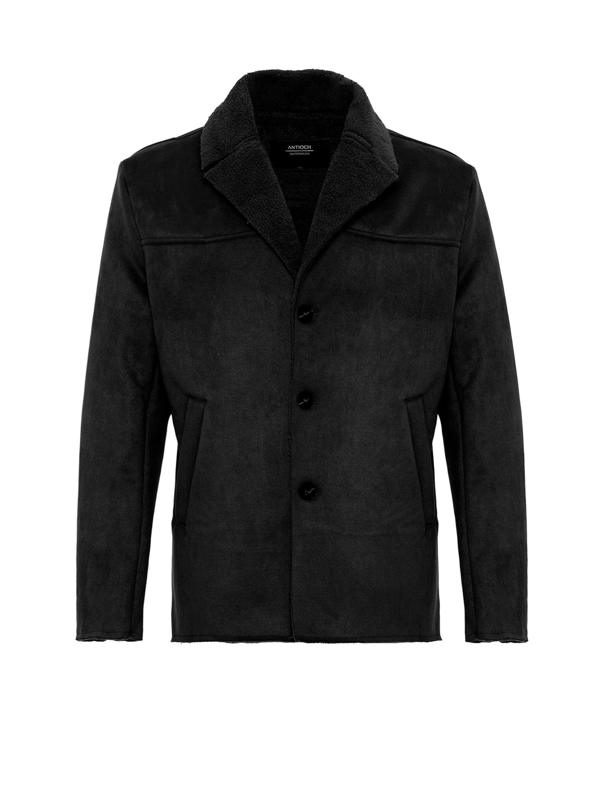 Palton de iarnă de la Antioch pe negru: față