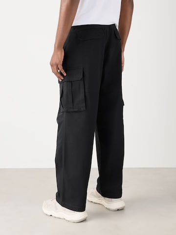 Next - Ropa ancha Pantalón cargo en negro