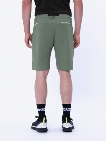 VAUDE Regular Outdoorbroek 'Badile' in Groen