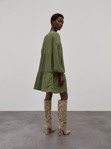 EDITED Dress 'Deike' in Green