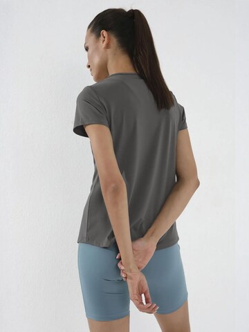 T-shirt Tommy Life en gris