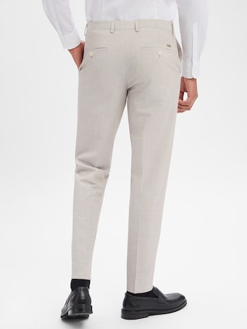 BENVENUTO Regular Pleated Pants in Beige