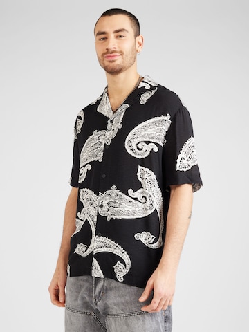 Fit confort Chemise River Island en noir : devant