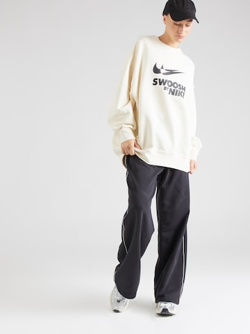 Sweat-shirt Nike Sportswear en blanc