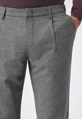 Regular Costume ROY ROBSON en gris
