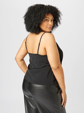 ABOUT YOU Curvy Top 'Tela' in Schwarz