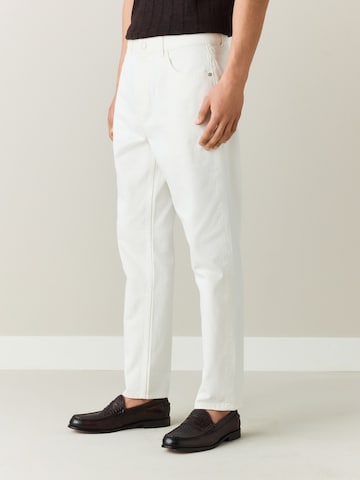 Next Slimfit Jeans in Weiß: Vorderseite