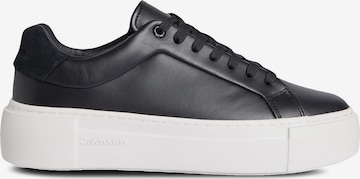 Baskets basses Calvin Klein en noir : devant