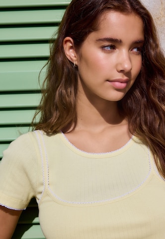 Next Shirt in Yellow