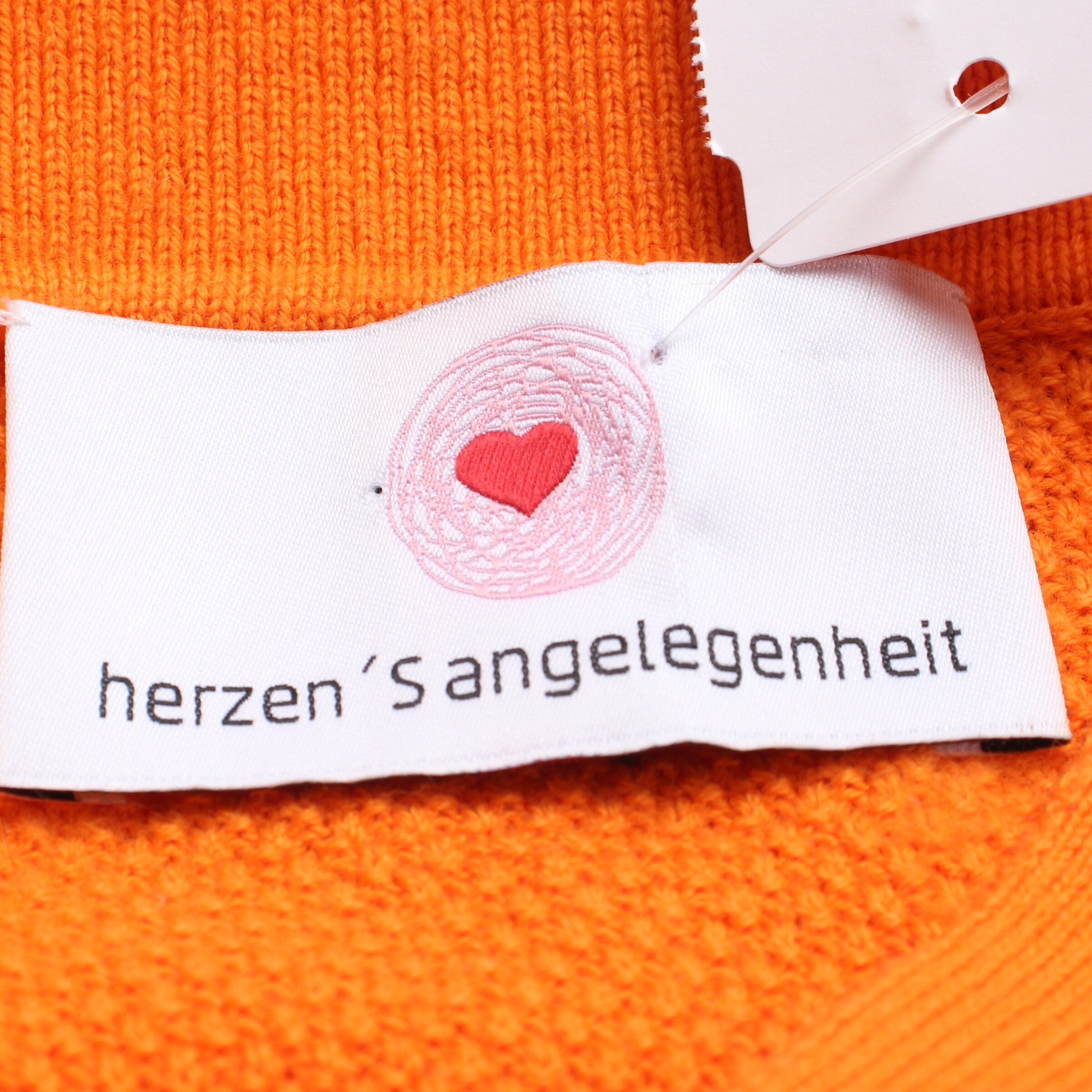 HERZENSANGELEGENHEIT Top & Shirt in XL in Orange
