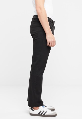 Urban Classics Slimfit Džíny – černá