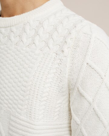 WE Fashion Пуловер в бяло