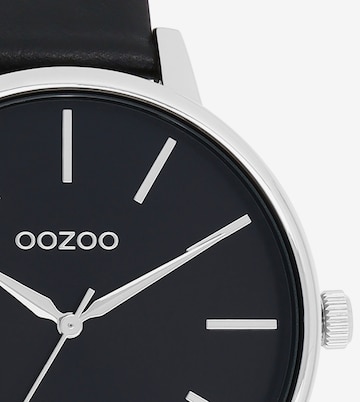 OOZOO Analog Watch in Black