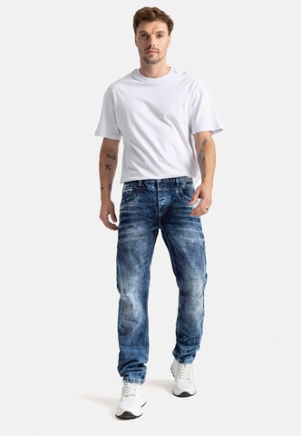 CIPO & BAXX Regular Jeans in Blau