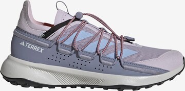 Scarpa bassa 'Voyager 21 Travel' di ADIDAS TERREX in lilla