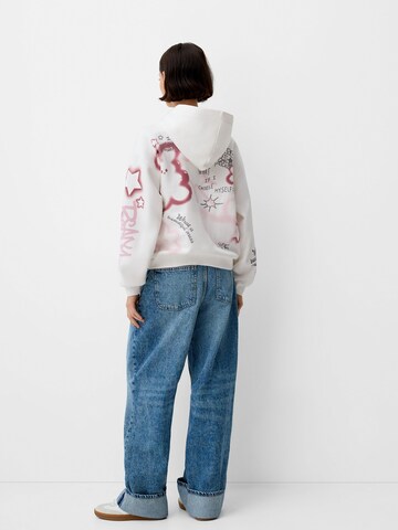 Bershka Sweatshirt in White