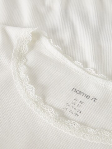 NAME IT - Camiseta 'NMFKAB' en blanco