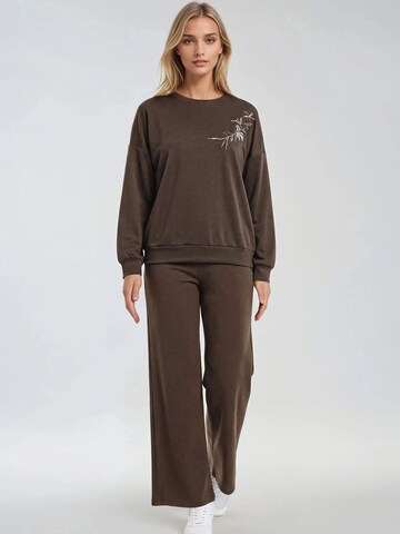 Hiccup - Calças de fato em castanho