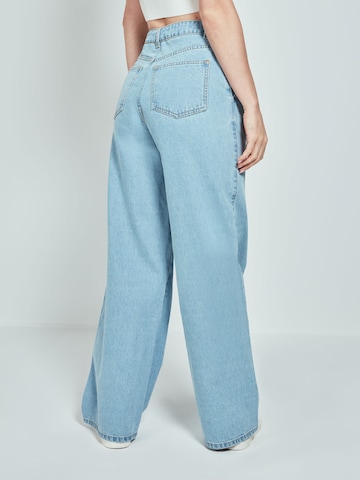 Katy Perry exclusive for ABOUT YOU Wide leg Jeans 'Georgia' in Blauw