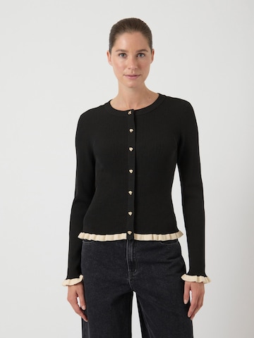 Pullover di YAS in nero: frontale