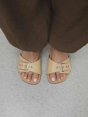 Sandales 'N. Premium' Next en jaune