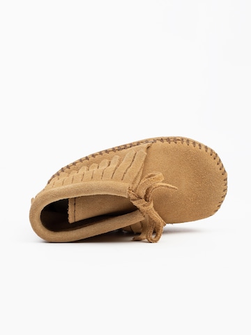 Minnetonka Slippers in Brown