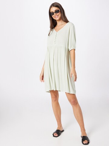 Rochie 'MARRAKECH' de la ICHI pe verde