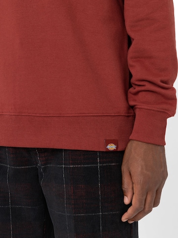 DICKIES Sweatshirt 'AITKIN' i rød