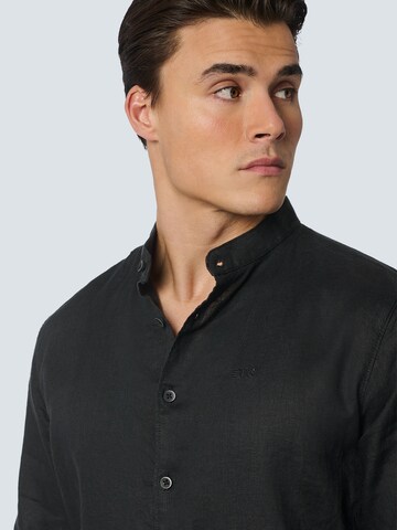 No Excess - Ajuste regular Camisa 'Granddad' en negro