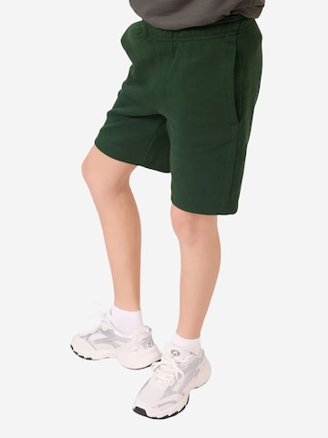 Tommy LifeHlače 'TOMMY Shorts aus Baumwollmischung' - zelena boja