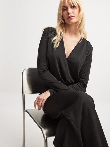 NA-KD Blouse Bodysuit in Black
