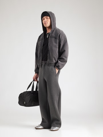 WEEKDAY Loose fit Pants in Grey