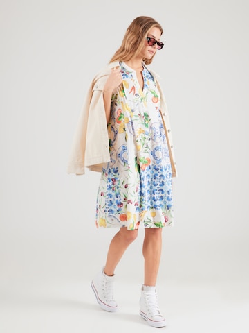 Emily Van Den Bergh Φόρεμα σε λευκό