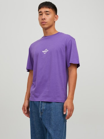 JACK & JONES - Camiseta 'BURNING' en lila: frente