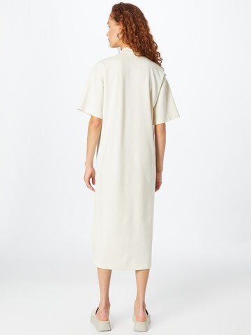 Robe 'Esmini' DRYKORN en blanc