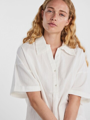 PIECES Блуза 'Kiana' в бяло