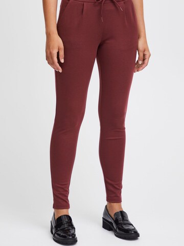 Tapered Pantaloni 'KATE' di ICHI in rosso: frontale