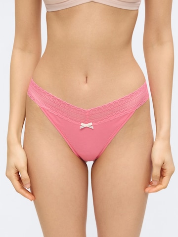 HUGO - Tanga en beige: frente