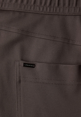 STREET ONE Regular Pants in Brown