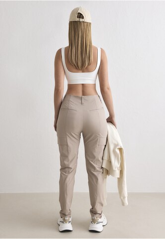 Aim'n Regular Sportbroek in Bruin