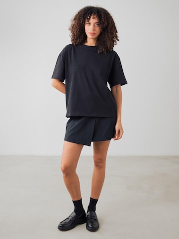 Maglietta 'OG Shirt Women' di Honest Basics in nero