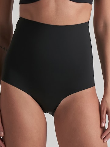 Slip scultant ' Waist Control High Waist Brief ' Bye Bra en noir